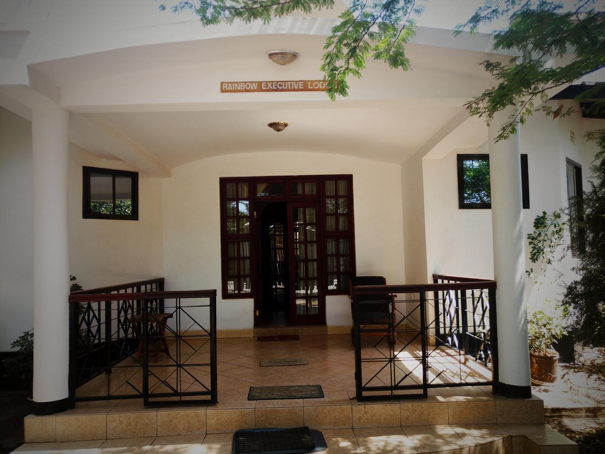 Rainbow Executive Lodge Boma la Ngombe Luaran gambar