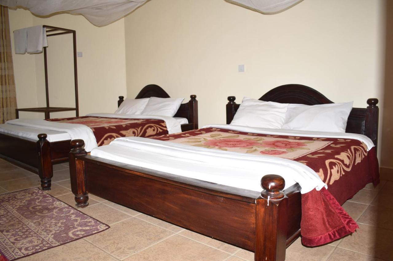 Rainbow Executive Lodge Boma la Ngombe Luaran gambar