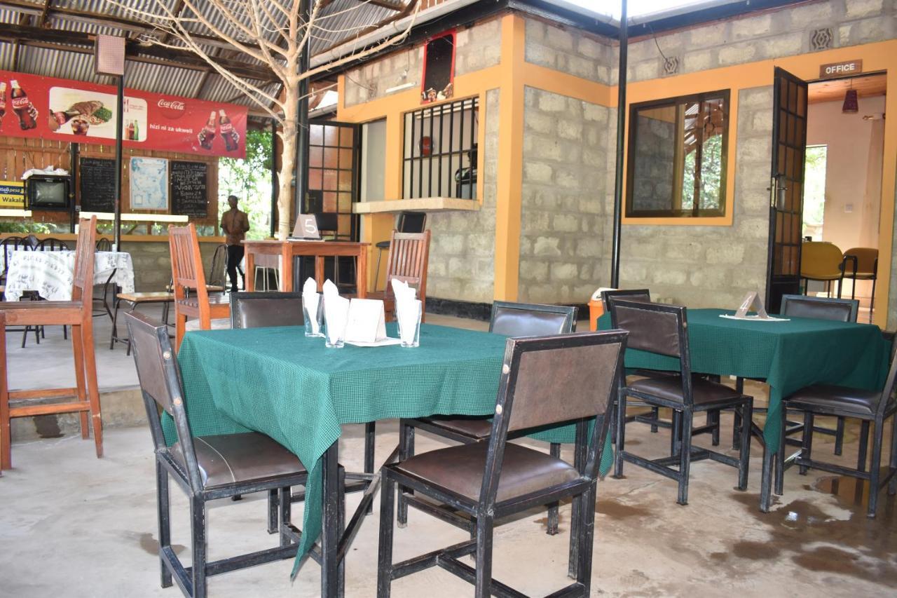 Rainbow Executive Lodge Boma la Ngombe Luaran gambar