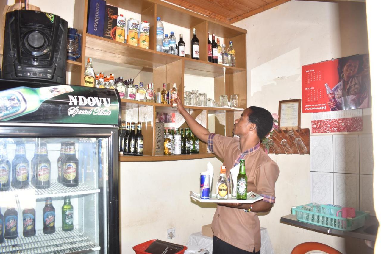 Rainbow Executive Lodge Boma la Ngombe Luaran gambar