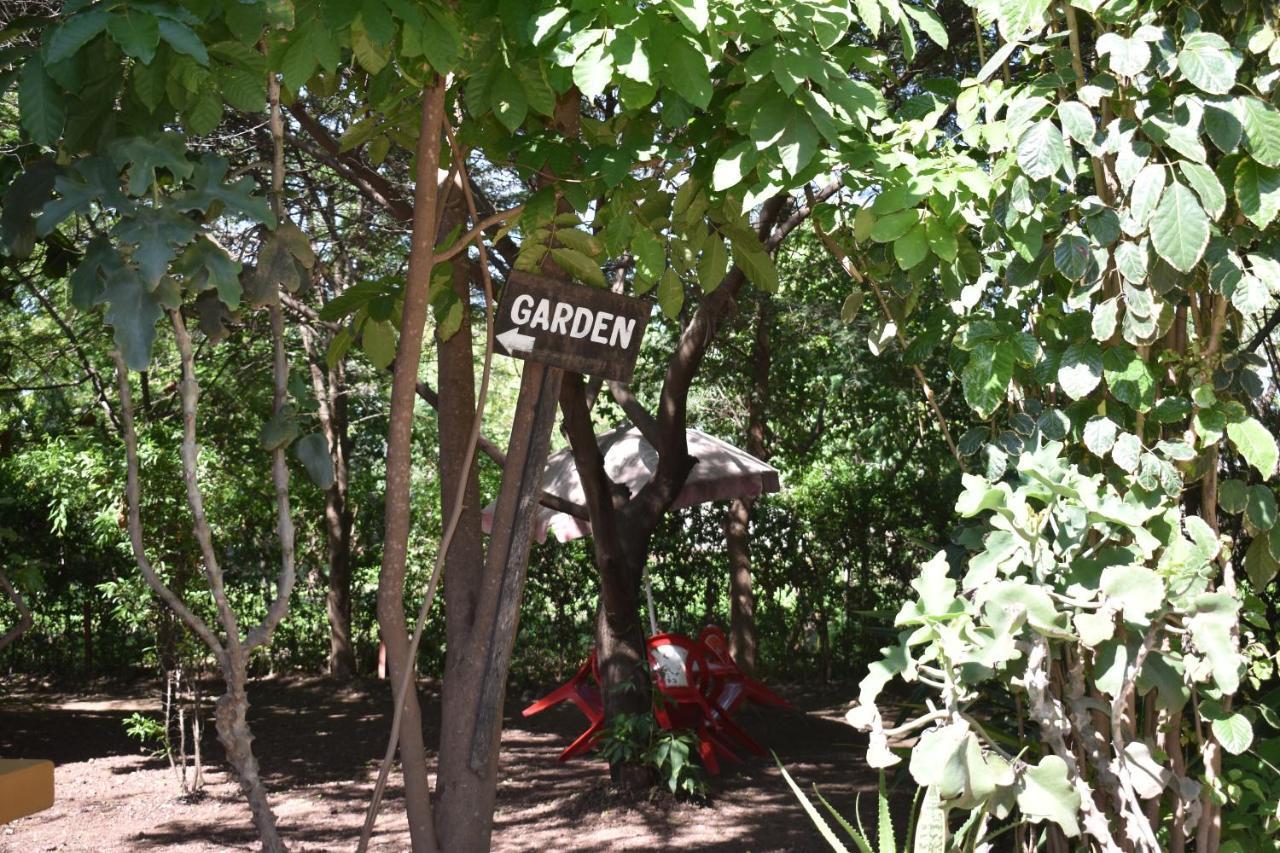 Rainbow Executive Lodge Boma la Ngombe Luaran gambar